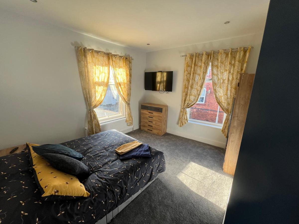 Luxury 2 Bed Apartment Great Location Stoke-on-Trent Eksteriør billede