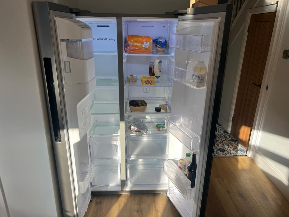 Luxury 2 Bed Apartment Great Location Stoke-on-Trent Eksteriør billede